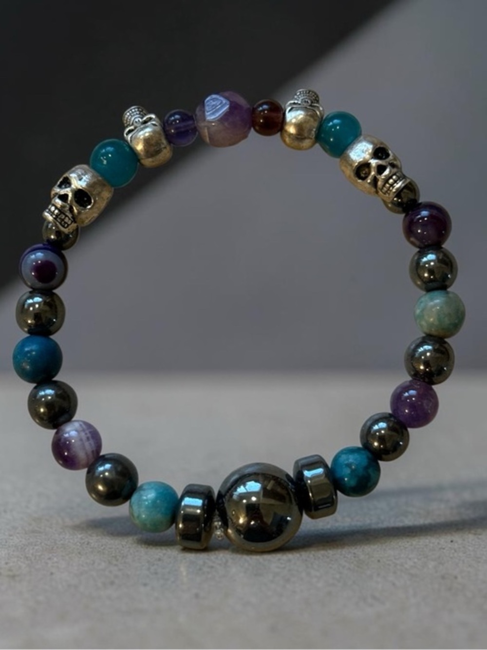 🫶🏻 Gemstone & Hematite Skull Bead Stretch Bracelet in Teal & Purple